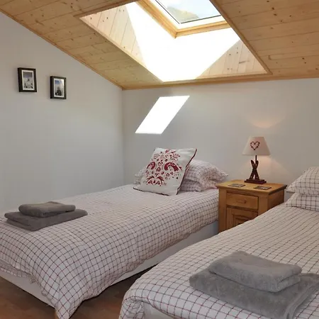 Pierre Blanche 24-25 - Chamroc Immobilier *